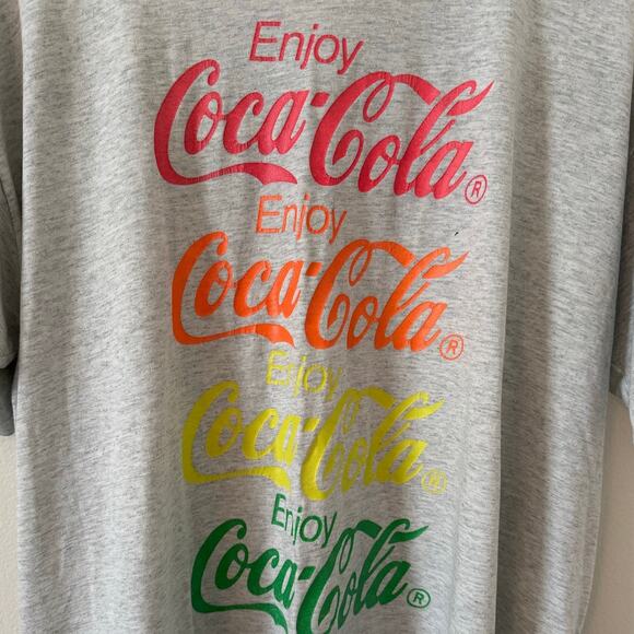 Vintage Rainbow Coca Cola Tshirt - Picture 3 of 5